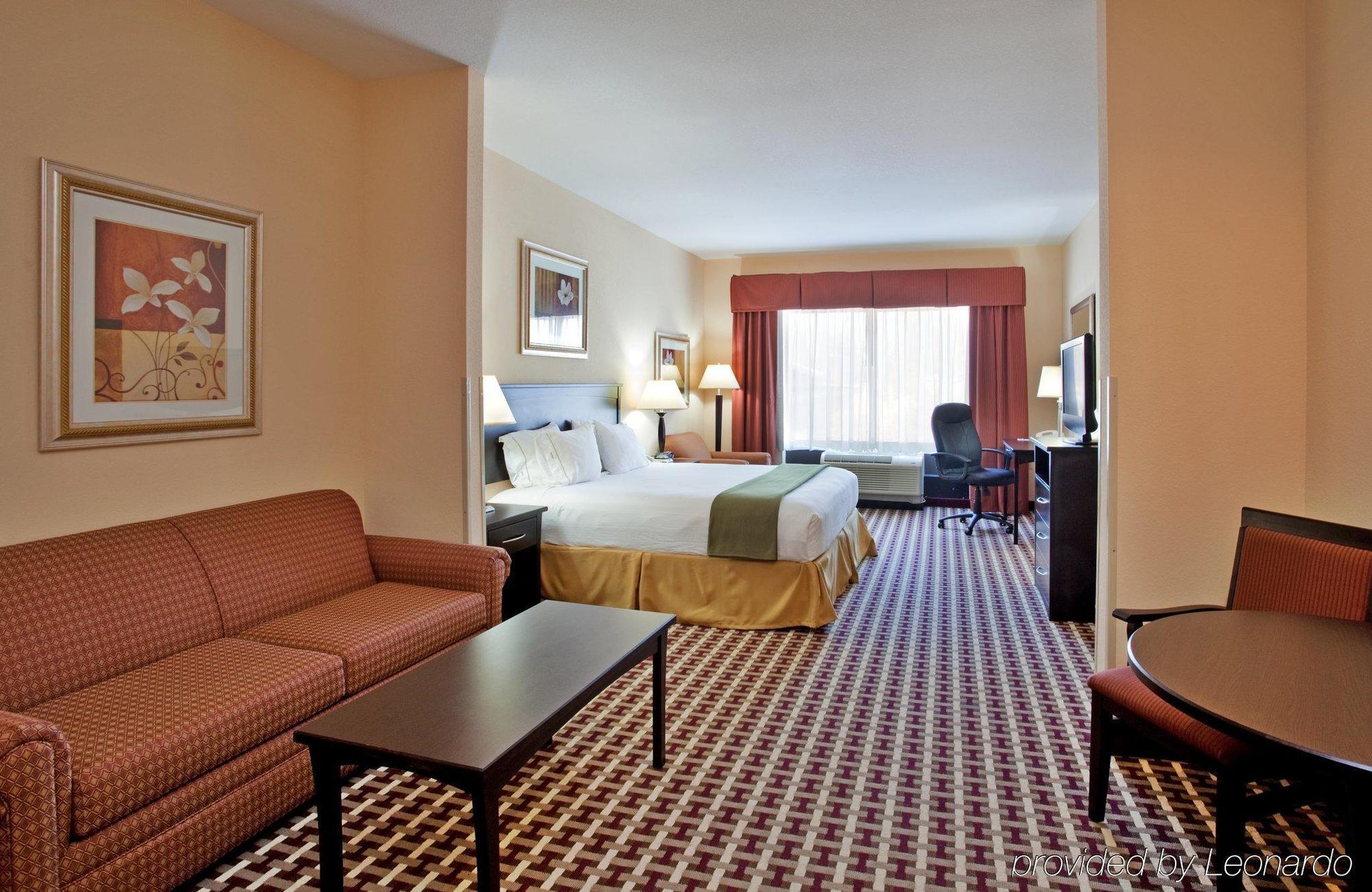 Holiday Inn Express & Suites Laurel, An Ihg Hotel Zimmer foto